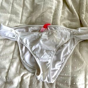 Victorias Secret White Bottoms. Med